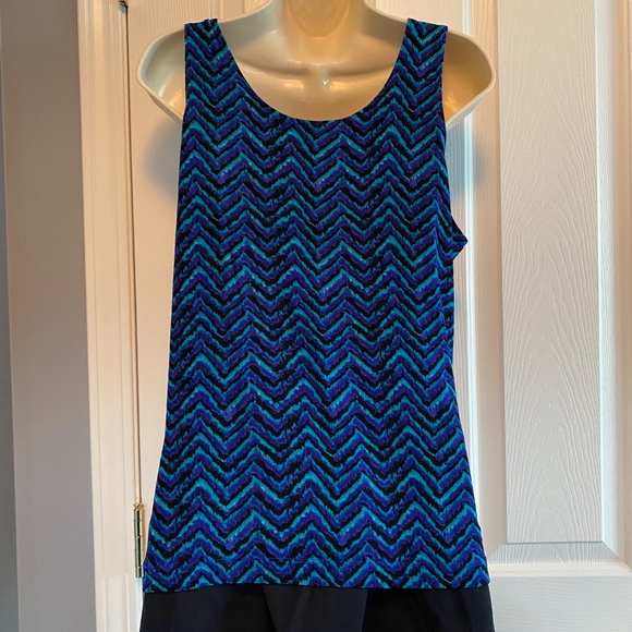BUY 2 ITEMS & GET 1 FREE: Travellers by Chico’s Colourful Chevron Tank Sz 12 - Picture 4 of 7